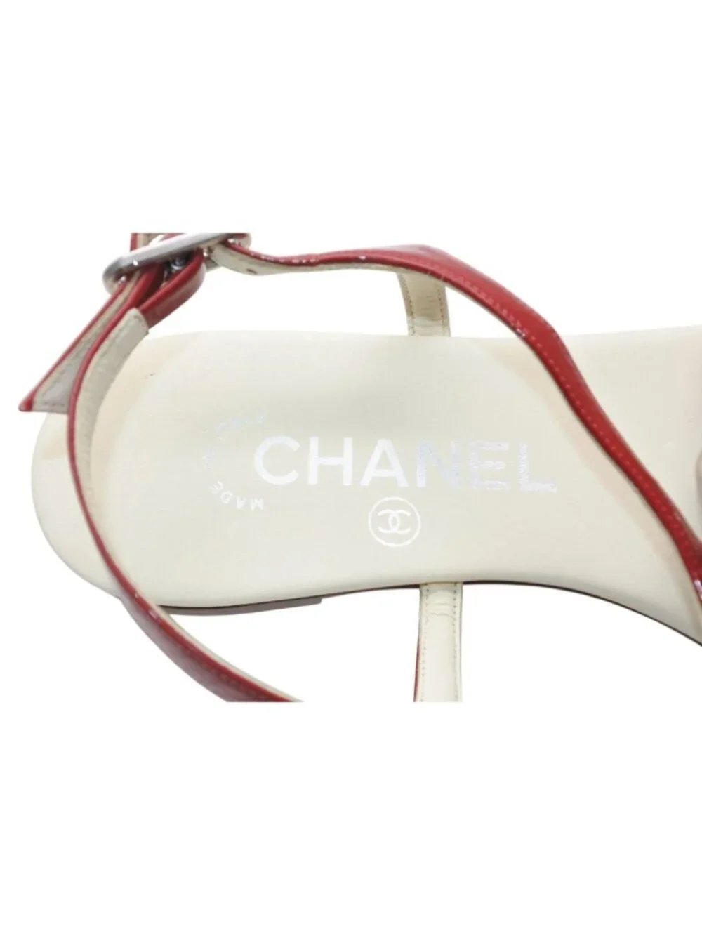 Chanel Thong Sandals CC Logo Patent Leather Red Ivory